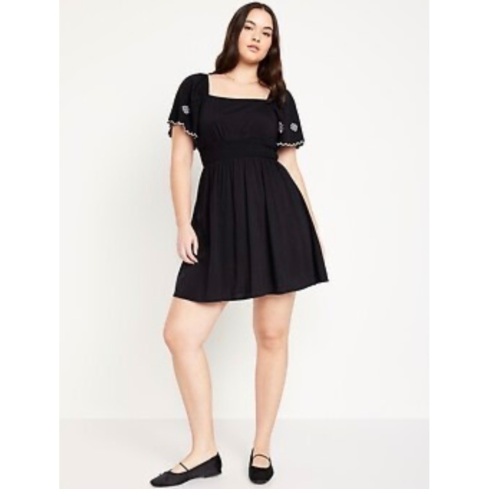 Old Navy‎ Black Elastic Waist Flutter Sleeve Mini Dress - Size Med Embroidered
